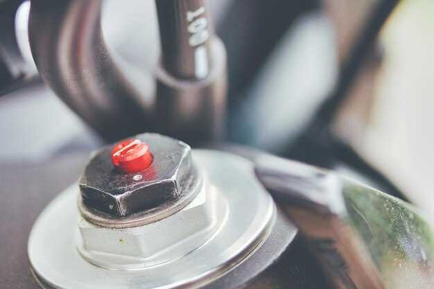 Подготовка к замене прокладки клапанной крышки